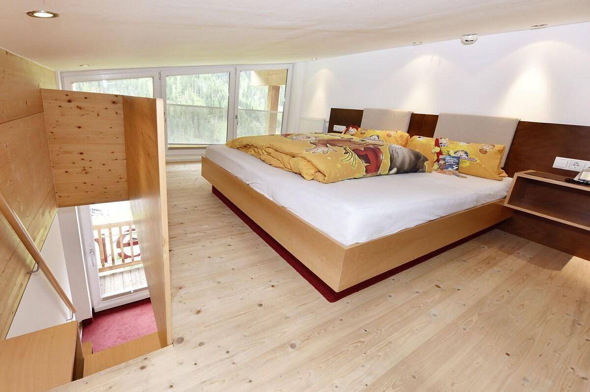 Ganze Ferienwohnung, Typ 402 Adlerhorst/2 Schlafräume/Du/Wc in Kappl, Verwall