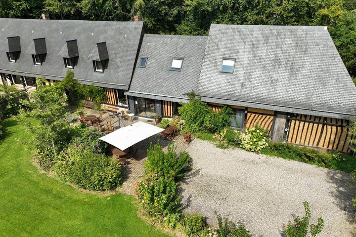 Chambre d’hôte pour 2 personnes, avec Terrasse et Jardin