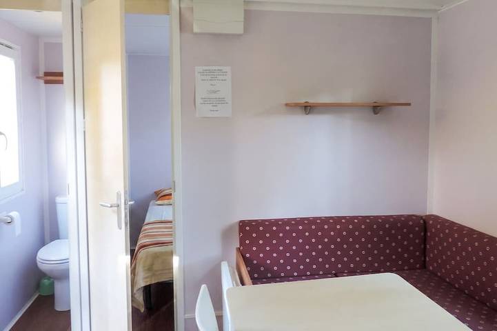 Location de vacances pour 6 personnes, avec Terrasse ainsi que Jardin et Piscine à Rochechouart - 3
