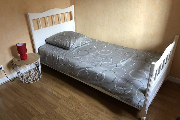 Location de vacances pour 5 personnes, avec Jardin à Vic-le-Comte - 4