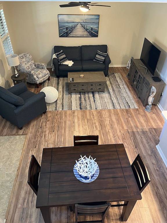 Ganze Wohnung, Resort Style Development w/ Pool Tiki Bar - Sleeps 6 in Fort Myers, Southwest Florida