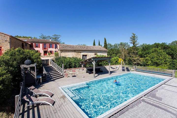 Location de vacances pour 10 personnes, avec Terrasse et Jardin ainsi que Piscine et Vue à Montmaur - 3