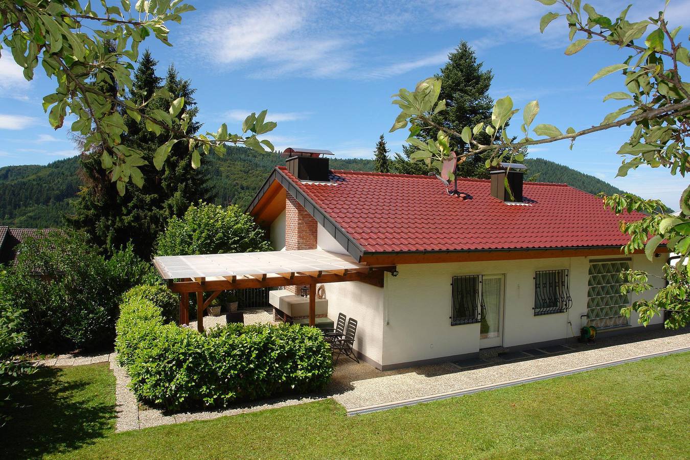 Ganze Wohnung, Apartment 'Schwarzwaldsuite - Whg 1' mit gemeinsamer Terrasse, gemeinsamem Garten und Wlan in Seelbach, Mittlerer Schwarzwald