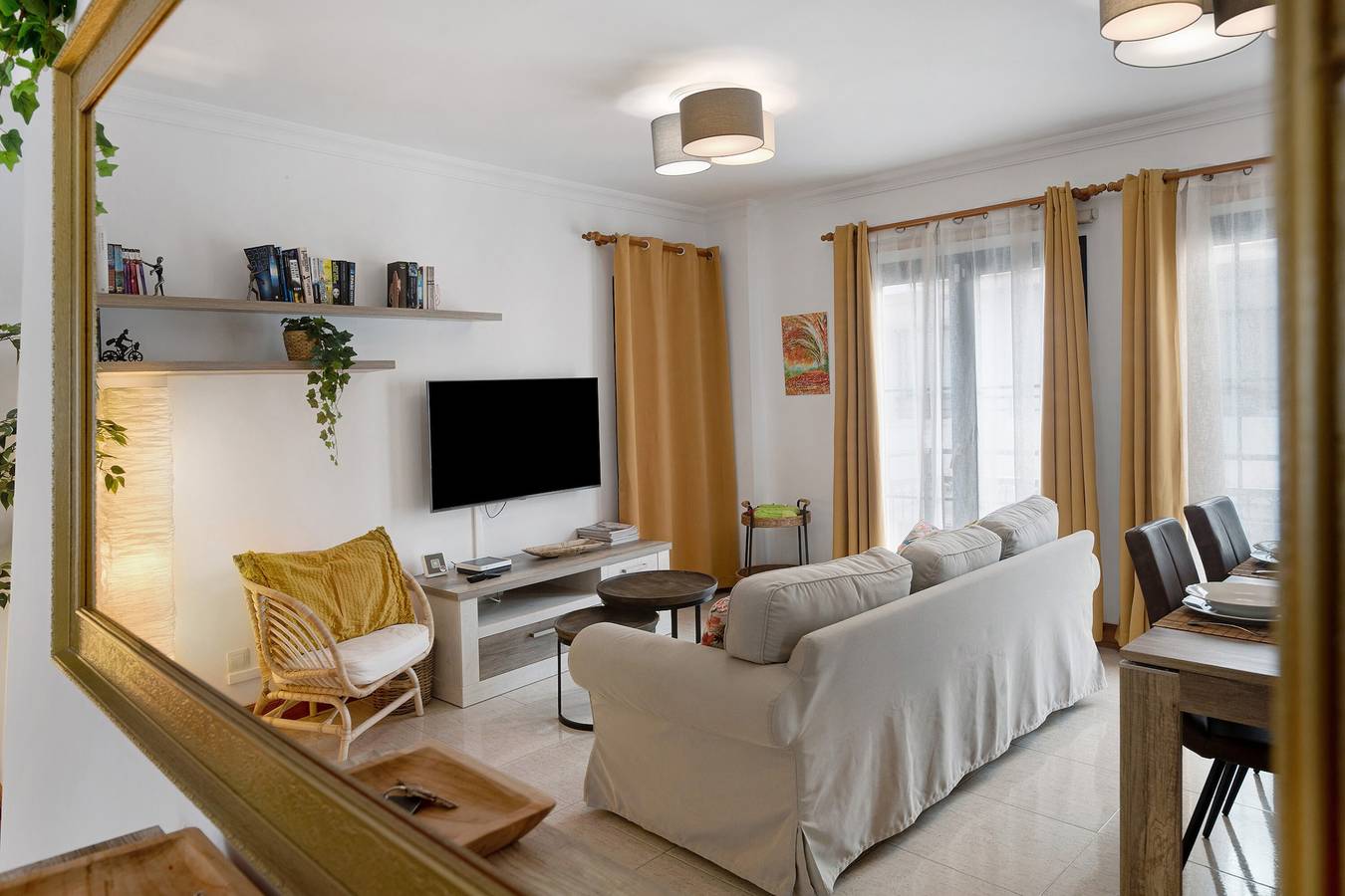 Appartement entier, Maison de vacances 'Alpispa' avec balcons et Wi-Fi in Arrecife Centro, Arrecife