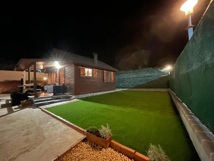 Maison de vacances pour 6 personnes, avec jacuzzi ainsi que jardin et piscine - 1