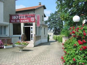 Hôtel pour 2 personnes, avec jardin à Sathonay-Camp