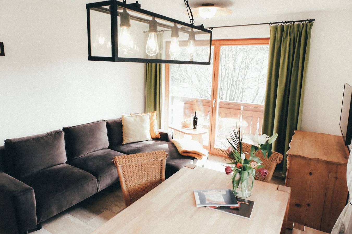 Ganze Wohnung, Luna 3, Ferienwohnung mit rundum Balkon & Schlossblick in Schwangau in Neuschwanstein, Schwangau