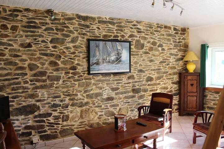 Maison de vacances pour 3 personnes à Plomodiern