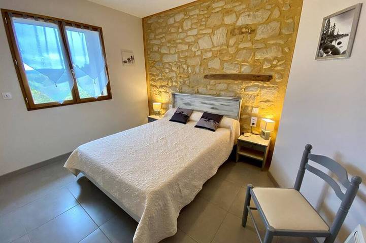 Location de vacances pour 8 personnes, avec jardin et piscine, animaux acceptés à Véraza (Aude) - 2