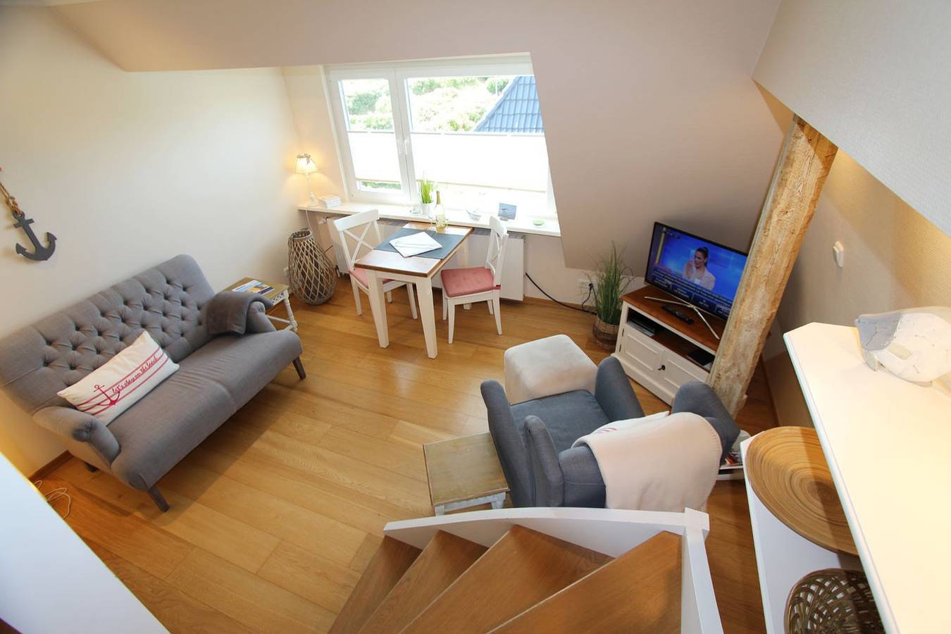 Ganze Wohnung, Geschmackvoll eingerichtetes Zwei-Zimmer-Appartement im Süden Wenningstedts in Wenningstedt, Sylt