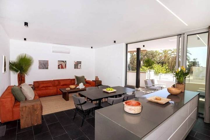 Appartement entier, Bridge House 201-3Br Modern Apt with parking in Limassol, Chypre du Sud