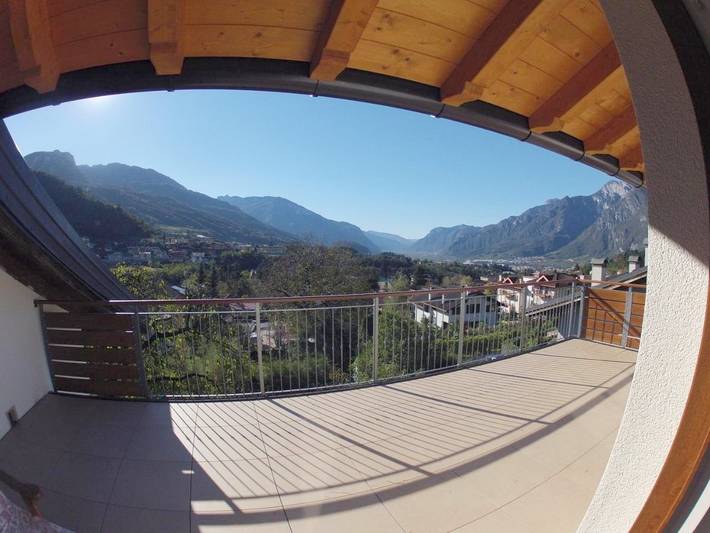 B&b per 3 persone, con Terrazza e Giardino nonché Panorama a Trento