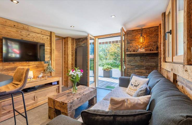 Gîte pour 2 personnes, avec vue et terrasse à Le Petit-Bornand-les-Glières - 4