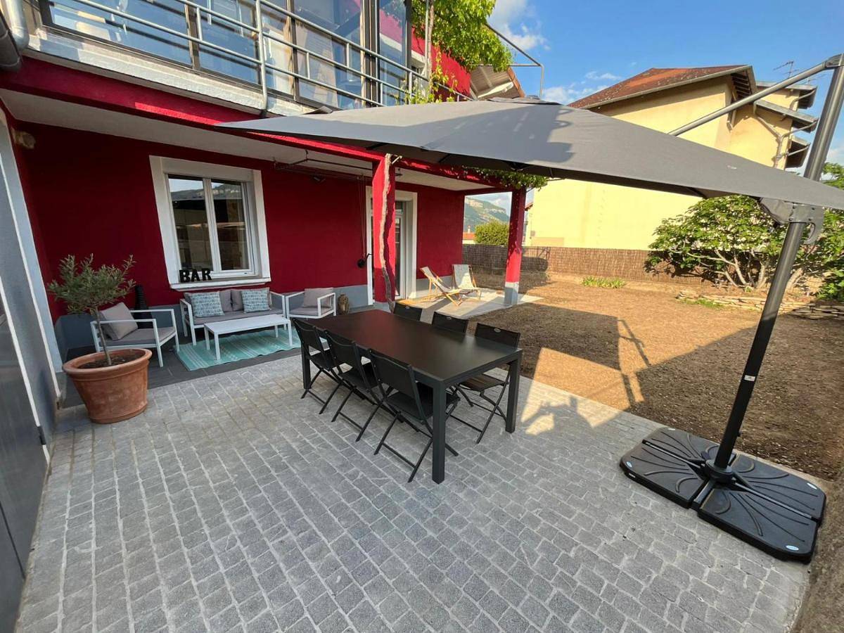 Appartement entier, Apartment - Ground Floor in Millau, Parc naturel régional des Grands Causses