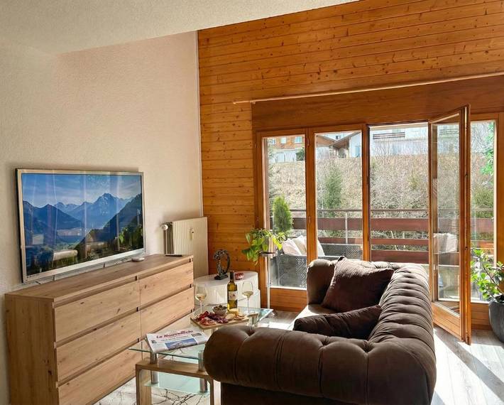 Gîte pour 4 personnes, avec balcon et vue à Vionnaz