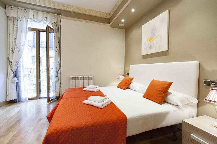Apartamento entero, Camelot | The Rentals Collection in Playa de la Concha, San Sebastián