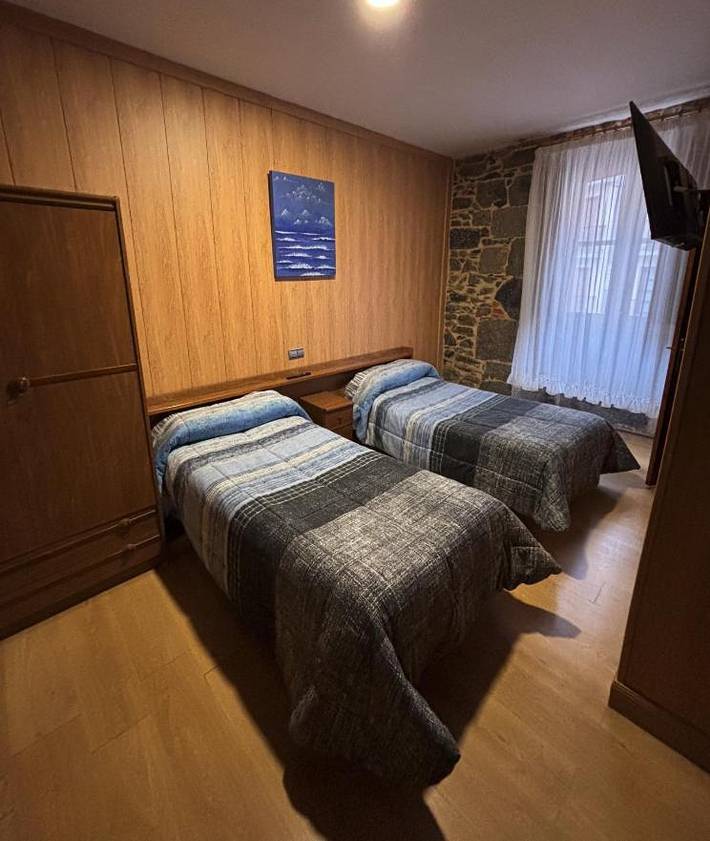 Hôtel pour 3 personnes, avec balcon et vue à Tolosa - 4