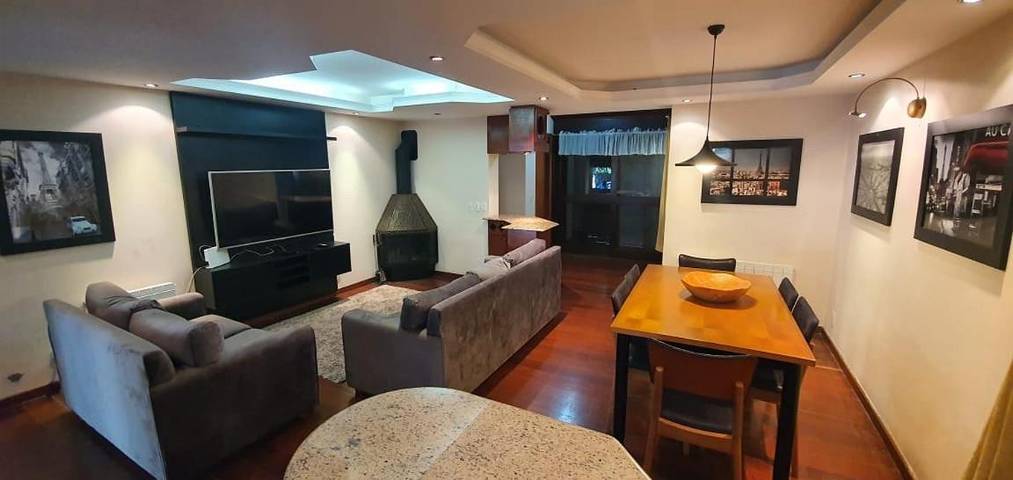 Casa de férias para 12 pessoas, com jardim em Gramado