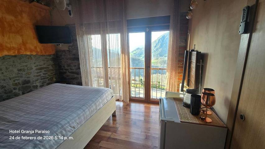 Casa rural para 4 personas, con vistas y jardín además de sauna y piscina en Comarca de Oriente - 3