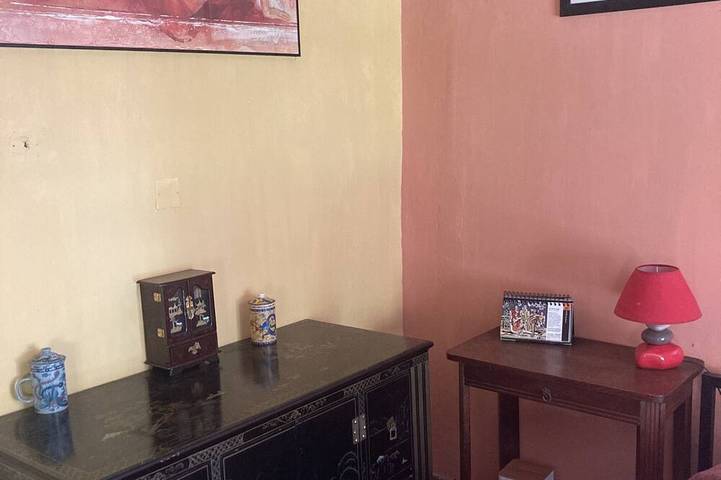 Gîte pour 8 personnes, avec terrasse et jardin à L'Honor-de-Cos - 4