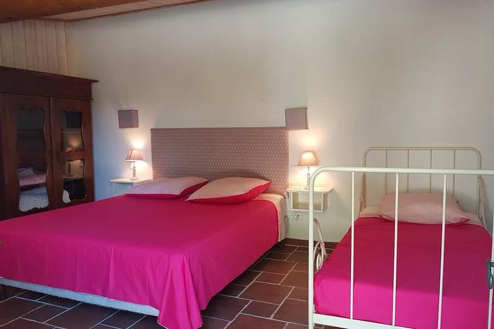 Location de vacances pour 5 personnes, avec terrasse et jardin à La Motte-d'Aigues - 2