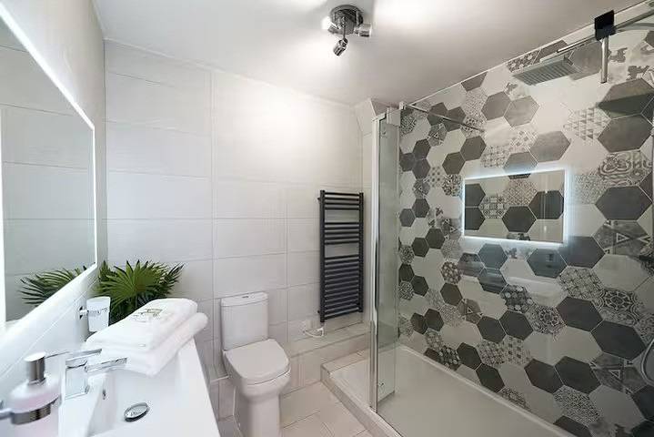 Appartement de vacances entier, Near Old Trafford - Parking - WiFi - Sleeps 5 in Manchester, Grand Manchester