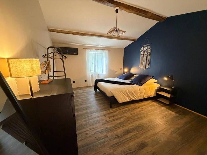 Gîte pour 4 personnes, avec Terrasse ainsi que Jardin et Vue à Saint-Sauveur (Aquitaine)
