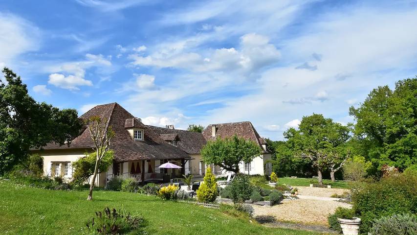 Gîte pour 19 personnes, avec Jardin et Piscine à Port-Sainte-Foy-et-Ponchapt