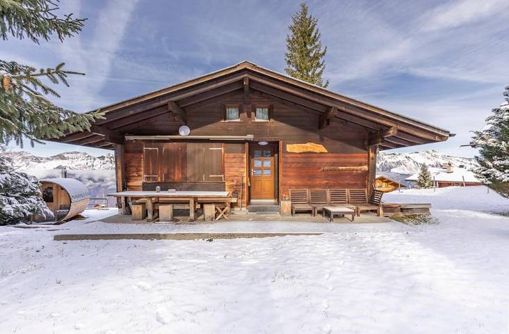 Gîte pour 4 personnes, avec terrasse et vue dans Axalp - 2