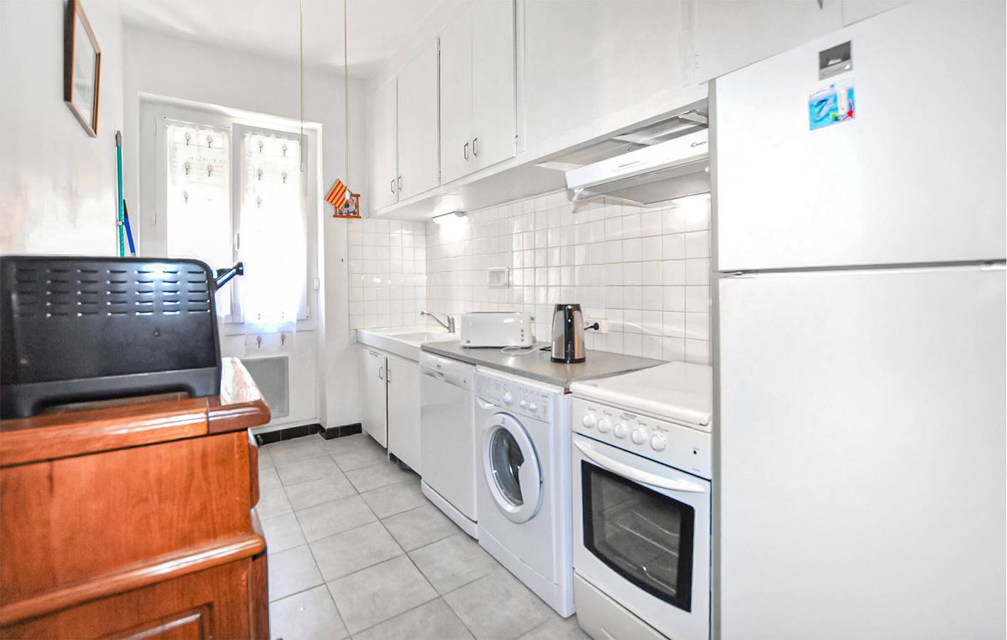 Gemütliches Apartment 1,5 km vom Strand entfernt, Parkplatz, Kaffeemaschine in La Côte Vermeille, Port-Vendres