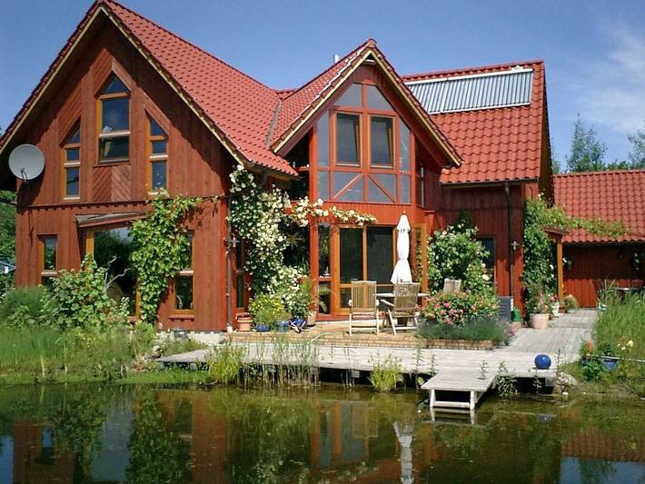 Hütte für 3 Personen, mit Terrasse und Garten sowie Sauna und Ausblick an der Ostsee
