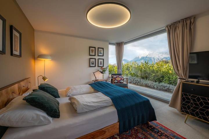 Ferienwohnung für 4 Personen, mit Terrasse und Garten sowie Ausblick