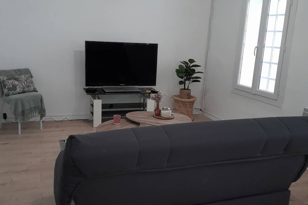Entire apartment, Welcome to your future cocoon! Entirely renovated 50 m² apartment in Castelmoron-sur-Lot, Marmande region