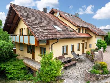 Ferienwohnung für 3 Personen, mit Garten und Terrasse in Kappelrodeck