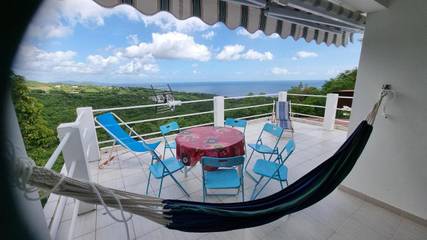 Gîte pour 4 personnes, avec vue et piscine ainsi que jardin et terrasse dans Bellefontaine (Martinique)