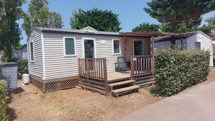 Camping pour 6 personnes, avec piscine et terrasse à Vic-la-Gardiole