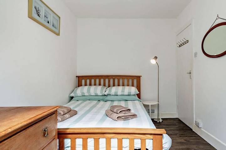 3 Bed in Brixham (oc-bx013) in Brixham, Torbay