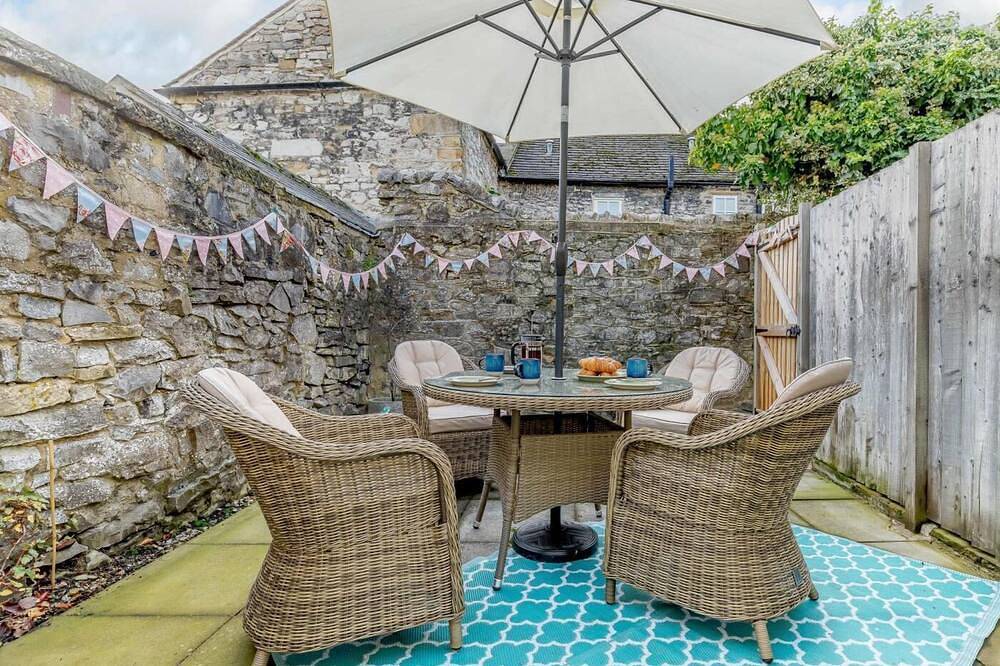 2 Bed in Ashford In The Water in Ashford in the Water, Derbyshire