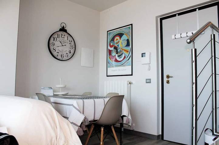 Ferienwohnung für 4 Personen, mit Pool in Brezzo di Bedero - 2