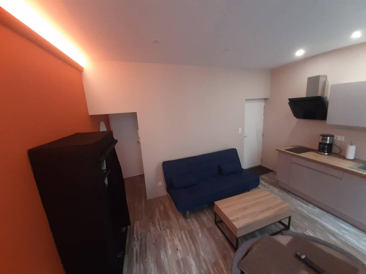 Apartamento entero, Apartamento '106 - T2 Cosy' con Wi-Fi y aire acondicionado in Bourg-Saint-Andéol, Privas
