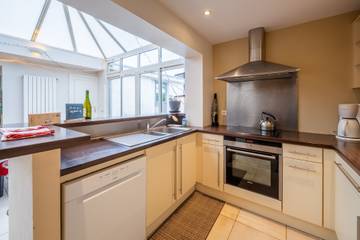 Maison De Vacances pour 8 Personnes dans Ver-sur-Mer, Région de Bayeux, Photo 1