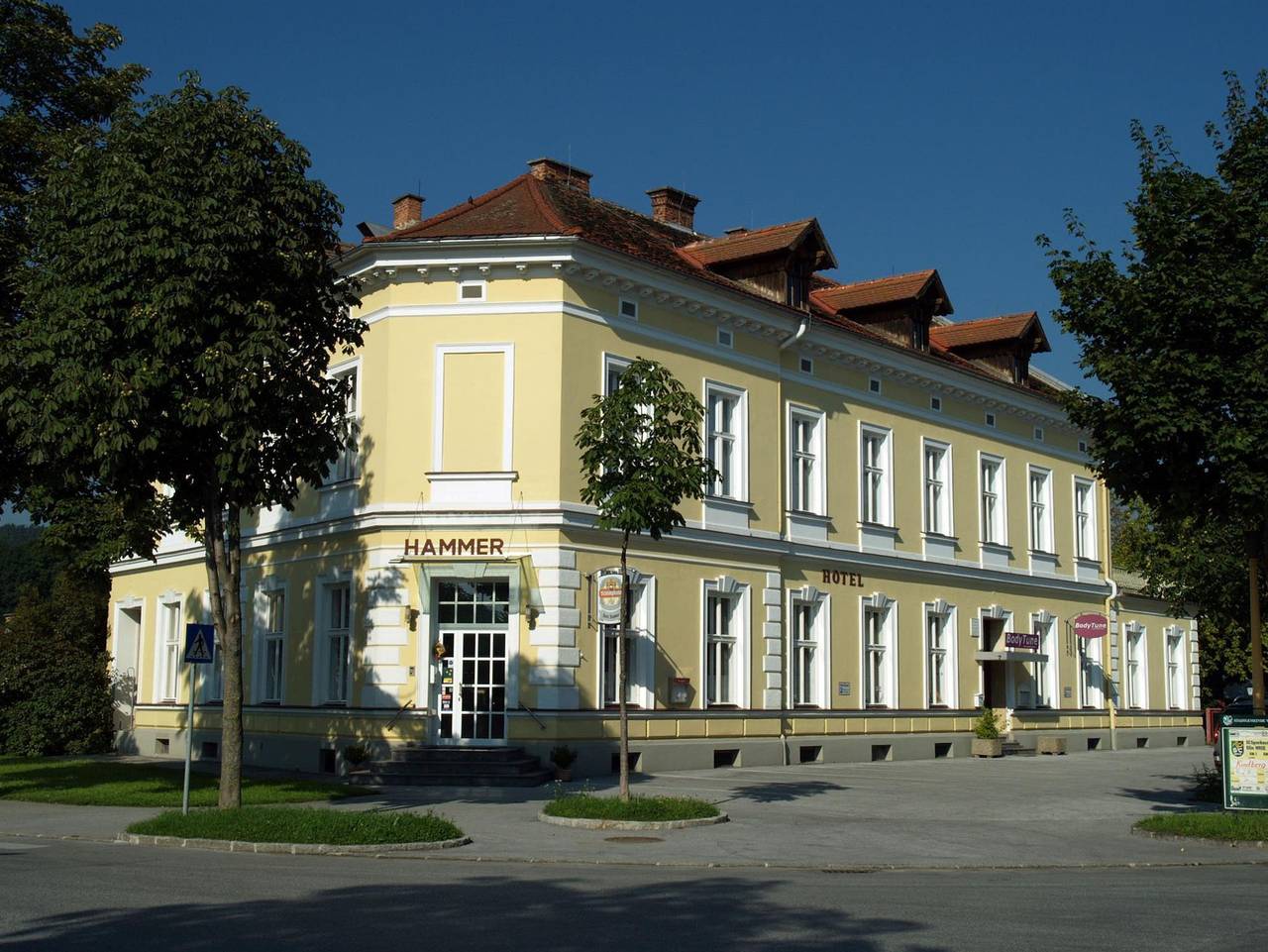Hotel Hammer - Einzelzimmer mit Dusche, Wc in Weiz, Steirerland
