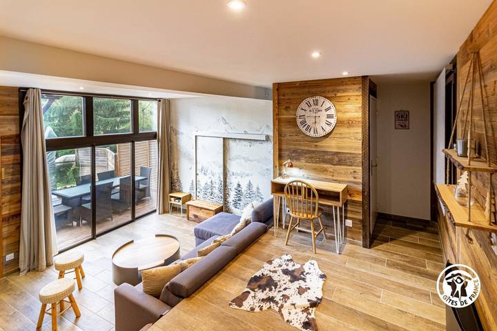Gîte pour 2 personnes, avec jardin et terrasse, animaux acceptés à Cazaux-Debat