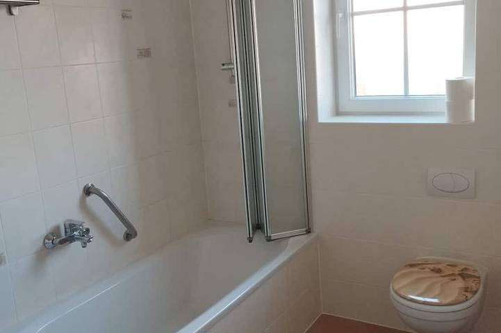 Ganze Wohnung, Ferienwohnung Wechterswinkel in Bastheim, Rhön-Bayern