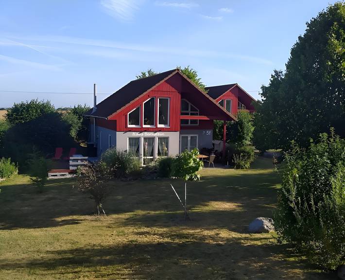 Ferienhaus für 8 Personen, mit Terrasse und Garten, kinderfreundlich