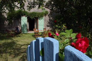 Gîte pour 6 personnes, avec jardin dans la Loire