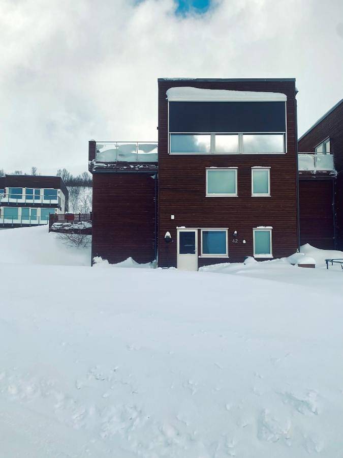 Ferienwohnung für 4 Personen, mit Terrasse und Ausblick sowie Garten - 1