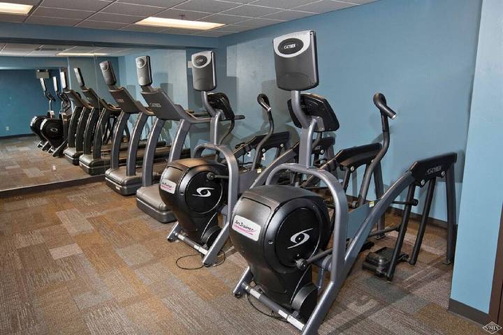 Gîte pour 4 personnes, avec jacuzzi ainsi que piscine et jardin à Avon - 3