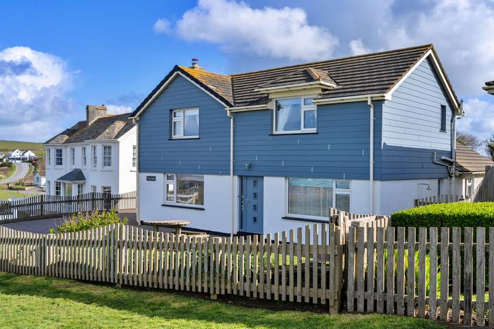 Holiday rental for 10 people, with Ocean view and Garden in Widemouth Bay