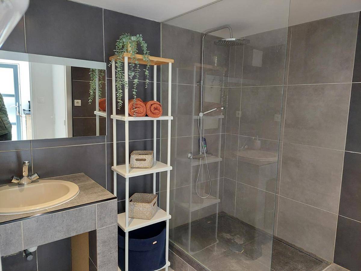 One-Bedroom House in Divatte-sur-Loire, Région de Nantes